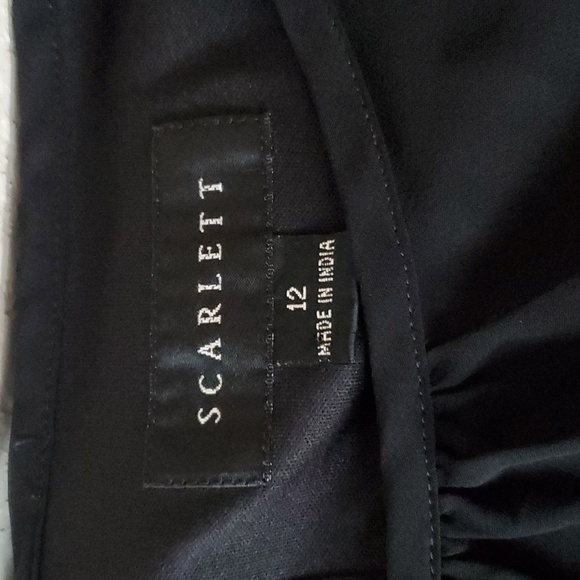 Scarlett size 12 Black Beaded Sleeveless dress with a Flattering Fit Lined - Picture 8 of 10